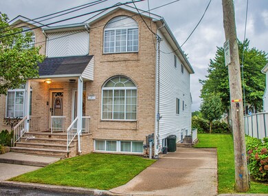 69 Millennium Loop, Staten Island, NY 10309 - photo 4