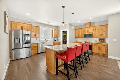 990 Win Way, Eagle Point, OR 97524 - photo 6