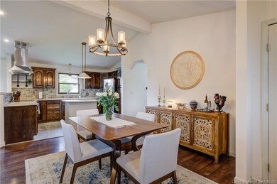 4630 Posthorn Ct, Columbus, IN 47203 - photo 5