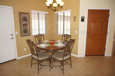 Eat-in Kitchen