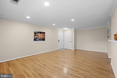 11014 Koman Cir unit 104, Manassas, VA 20109 - photo 3