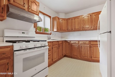 3-web-or-mls-40-moshier-st