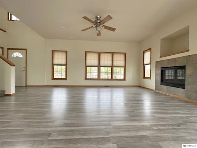 8621 Lavender Cir, Lincoln, NE 68505 - photo 5