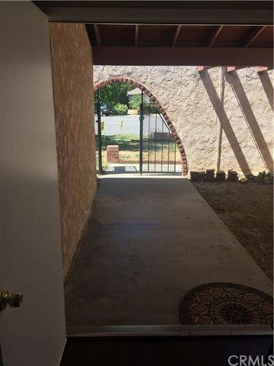 Entry way