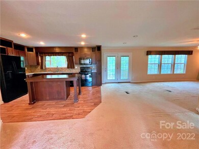 147 S Yadkin River Rd, Statesville, NC 28625 - photo 7