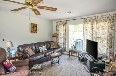 _RMJ1350 family room