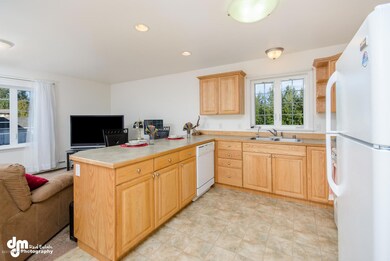 1796 E Neil Cir 3 Wasilla AK-large-007-1