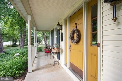 221 Heritage Dr, Columbus, NJ 08022 - photo 4