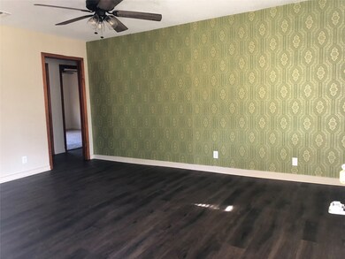 4101 Sycamore Ave, Bay City, TX 77414 - photo 7