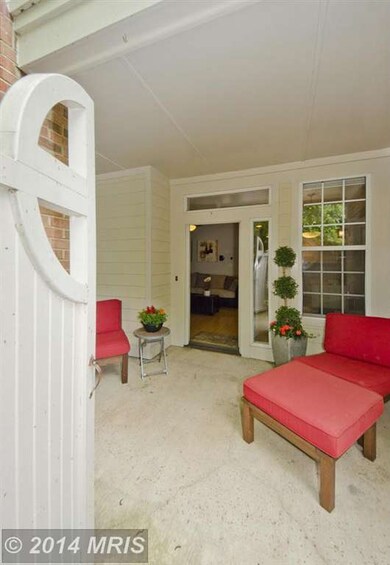 1323 Garden Wall Ct unit 412, Reston, VA 20194 - photo 2