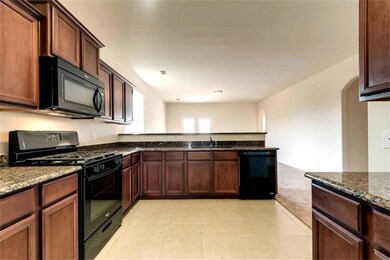 20710 Round Key Dr, Hockley, TX 77447 - photo 3