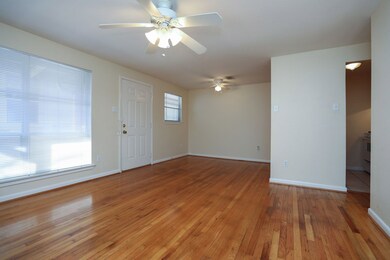 1620 Hawthorne St unit 6, Houston, TX 77006 - photo 4