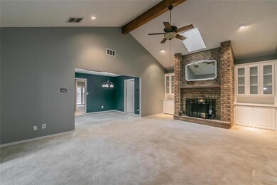 217 Mountainview Dr, Hurst, TX 76054 - photo 3