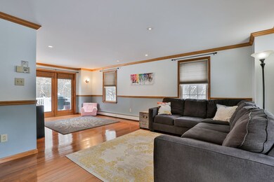 18 Woodside Dr, Londonderry, NH 03053 - photo 3