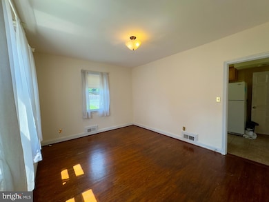 3609 Woodlea Ave, Baltimore, MD 21214 - photo 4