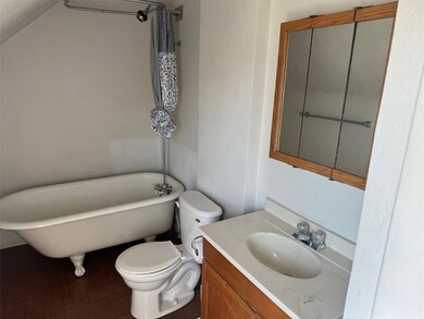 Upstairs Bathroom