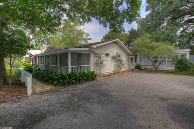 711 Magnolia Ave, Daphne, AL 36526 - photo 4