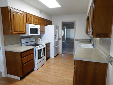10027 W Ironwood Dr, Sun City, AZ 85351 - photo 2