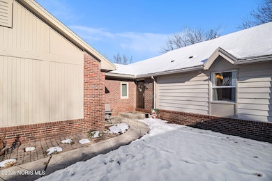 1183 Hidden Ridge Rd, Toledo, OH 43615 - photo 3