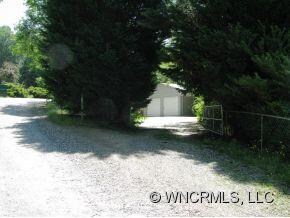 12 Blackberry Ln, Candler, NC 28715 - photo 3