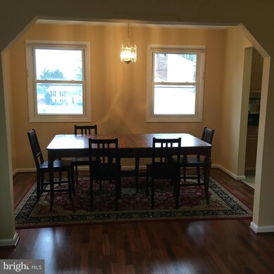 17617 Shamrock Dr, Olney, MD 20832 - photo 5