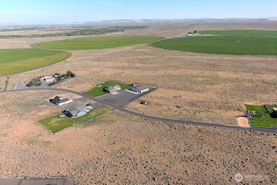 329 Desert Hills Loop SE, Moses Lake, WA 98837 - photo 4