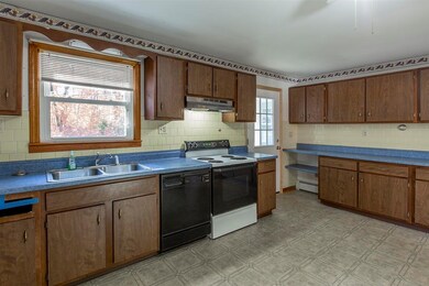 68 Randalls Dr, Sanbornville, NH 03872 - photo 7