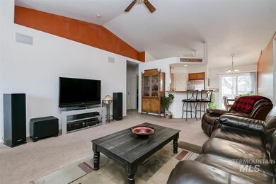 847 W Oakmont Ave, Nampa, ID 83686 - photo 3