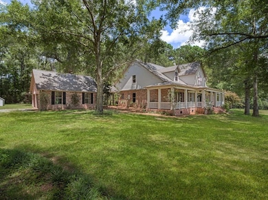 Detached 2 car garage with covered breezeway to house