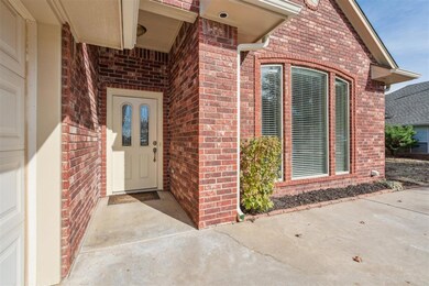 2129 W Mallard Dr, Duncan, OK 73533 - photo 6
