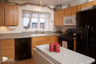 [photo 1414603] Kitchen