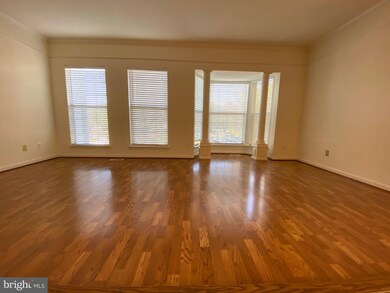 1168 Cypress Tree Place, Herndon, VA 20170 - photo 5