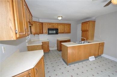 344 Clarence St, Pittsburgh, PA 15211 - photo 7