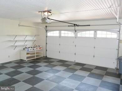 9848 Pleasant View Dr, New Market, VA 22844 - photo 5