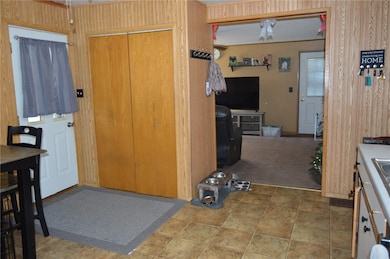 1102 D Ave, Vinton, IA 52349 - photo 7