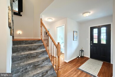 219 Runningboard Rd, Stewartstown, PA 17363 - photo 5