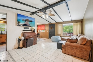 6 Mulberry St, Hamburg, NJ 07419 - photo 3