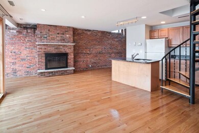 338 Commercial St unit 402, Boston, MA 02109 - photo 3