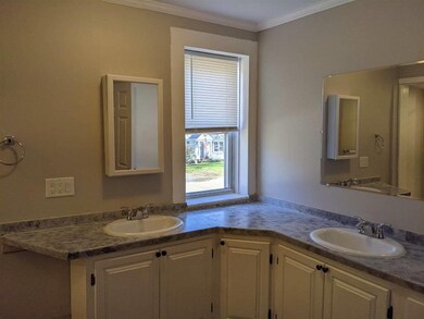 59 Oak St unit B, Milford, NH 03055 - photo 3