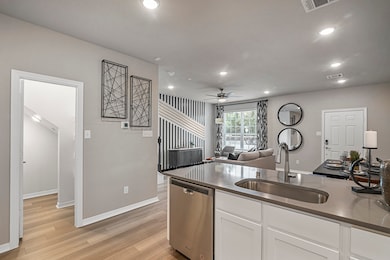 Houston 6B2 Floor Plan