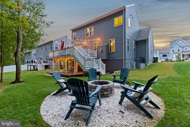 23393 Lilliflora Dr, California, MD 20619 - photo 2