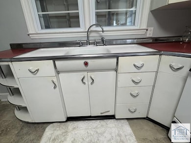 1048 Joseph Martin Hwy, Martinsville, VA 24112 - photo 4