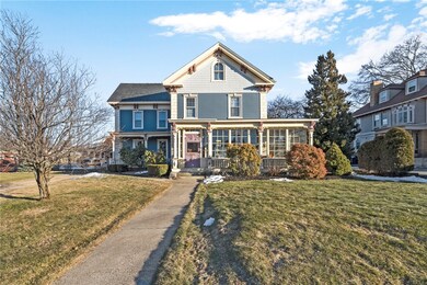 522 S Main St, Woonsocket, RI 02895 - photo 4