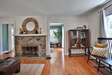 426-E-Torrence-07a