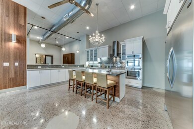 603 W Main St unit 103, Knoxville, TN 37902 - photo 3