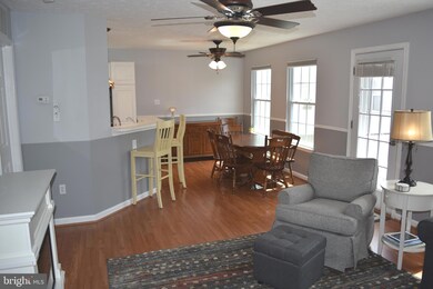 7958 Calvary Ct unit 139, Manassas, VA 20109 - photo 5