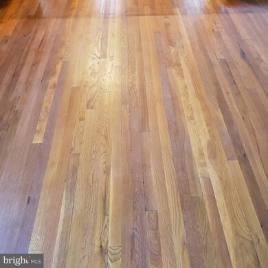 210 E 3rd St, Waynesboro, PA 17268 - photo 3