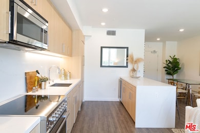 7566 W Sunset Blvd unit 407PH-E, Los Angeles, CA 90046 - photo 5