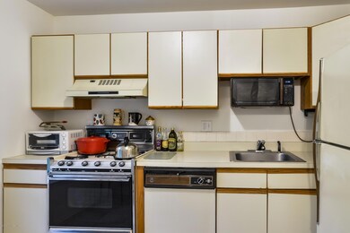 006_Kitchen