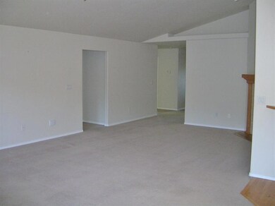 1810 SW J St, Grants Pass, OR 97526 - photo 6